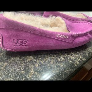 UGG purple Ansley moccasins New- never worn